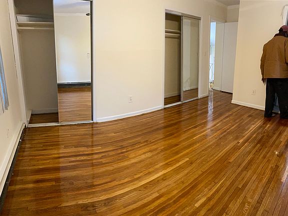 4th image of 1181 Pelham Pkwy N #1