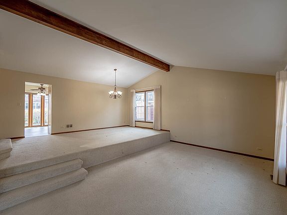 3rd image of 1515 S Kaspar Ave