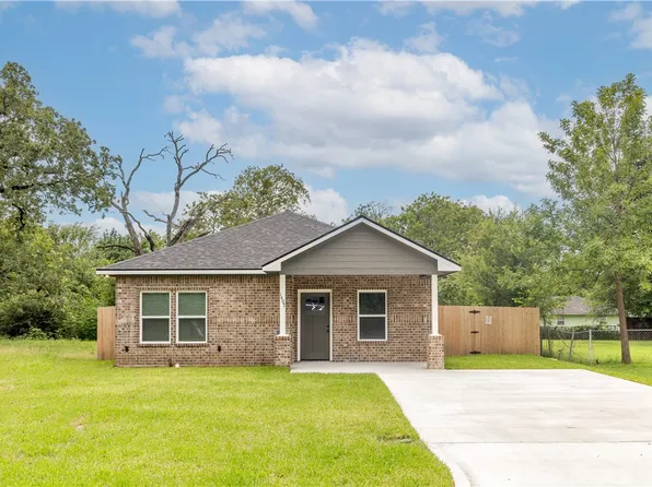 1407 Rochester St, Bryan, TX 77803