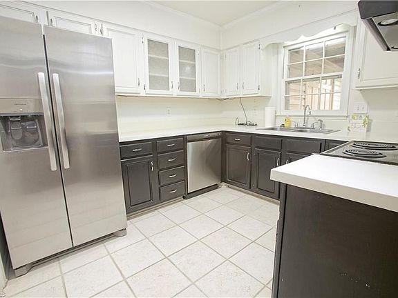 5th image of 3206 Regents Park Ln Unit C