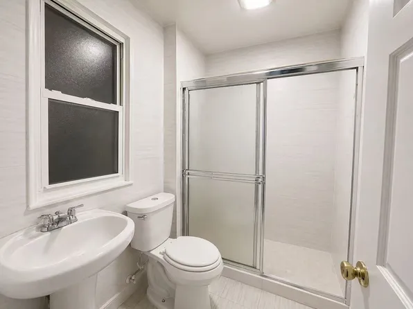 13024 58th Rd #2F, Flushing, NY 11355