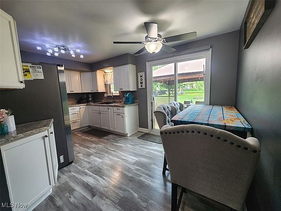 4th image of 20595 Westwood Park Blvd