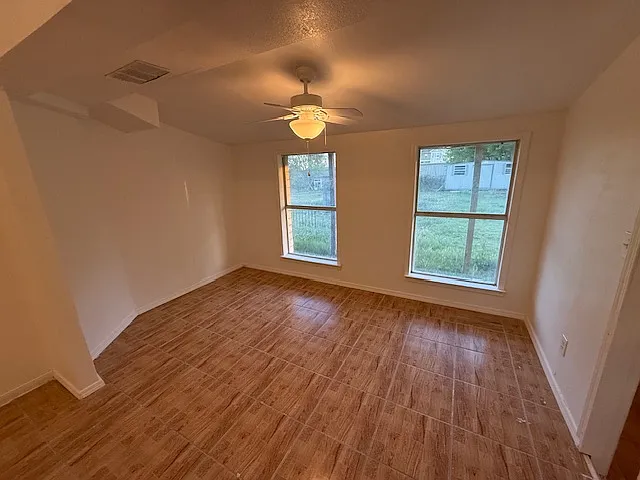 4908 S Clear Creek Rd — Photo 10