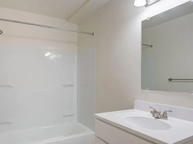 Main Street Apartment Homes — Photo 11