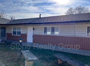 676 Delaware Ave APT 27, Terre Haute, IN 47804