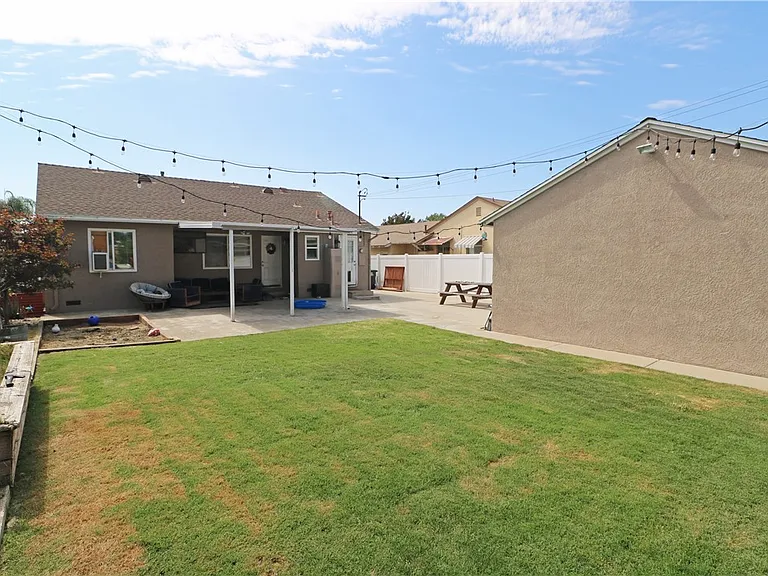 412 Catalpa Ave — Photo 25