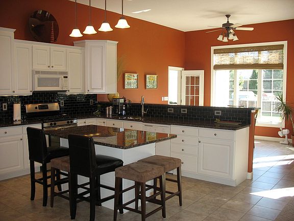 Granite Counter Tops & Island