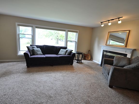 5th image of 4757 W 220th St