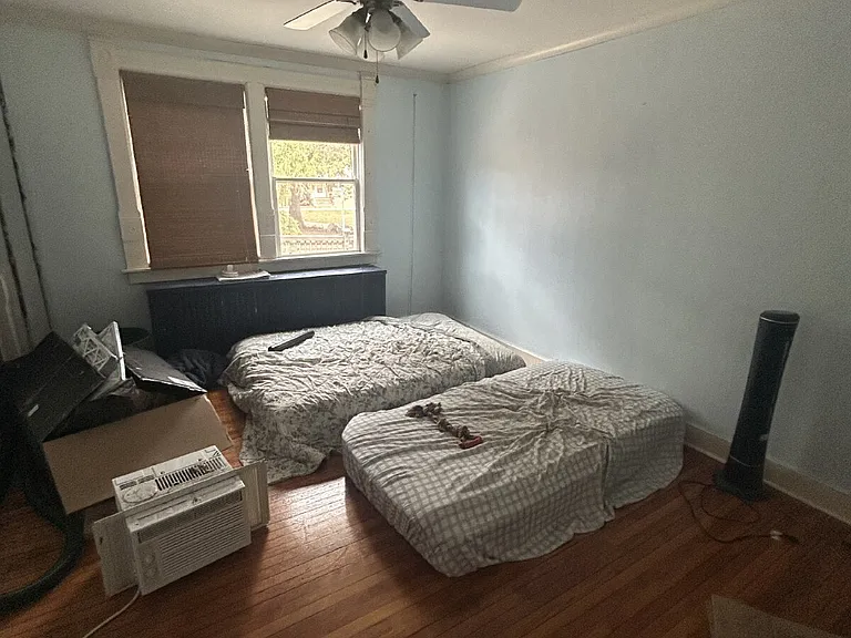 1325 State St — Photo 11