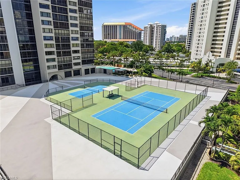 5601 Turtle Bay Dr #302 — Photo 35