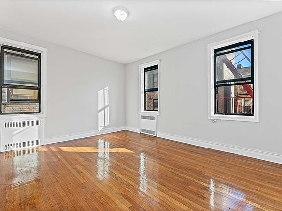 4th image of 2164 Caton Ave APT 2E