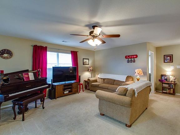 5th image of 613 Tradewind Dr