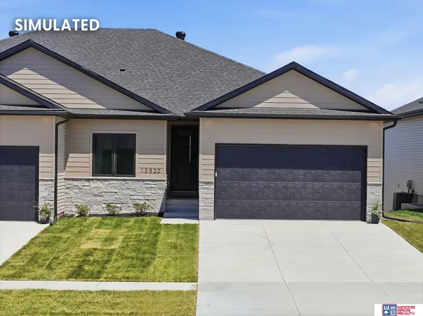 10506 Majestic Ln, Lincoln, NE 68527