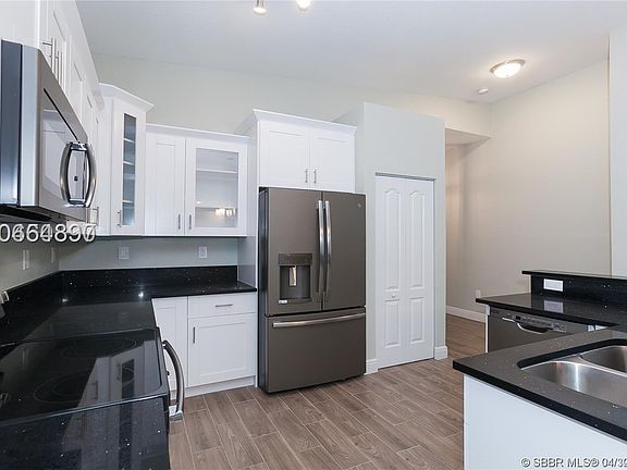 3rd image of 709 NE 1st St