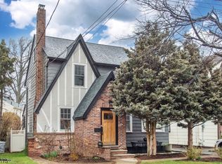 8 Ferncliff Rd, Bloomfield, NJ 07003