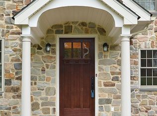 434 Heatherwood Ln, Devon, PA 19333