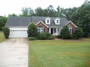 132 Leguin Forest Dr, Locust Grove, GA 30248
