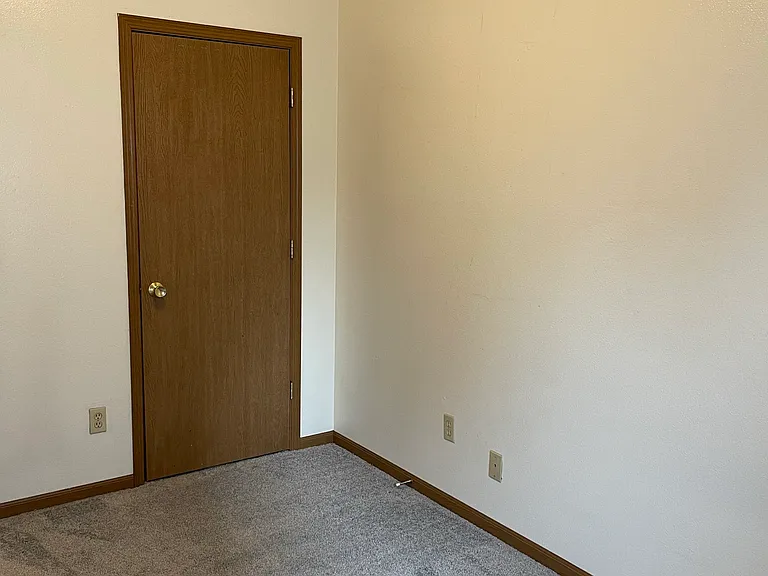 307 E College St #1812 — Photo 12