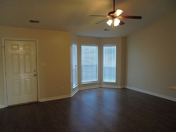 3rd image of 1409 Bens View Ct