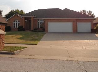 4683 S Forest Ave, Springfield, MO 65810