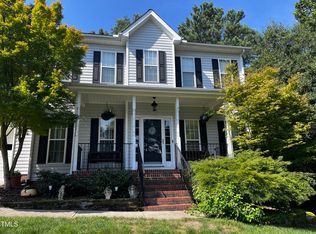 8521 Plimoth Hill Dr, Wake Forest, NC 27587