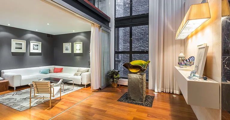 Rented by Compass | media 9