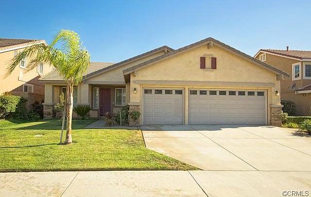 1st image of 15387 Jeanette Dr
