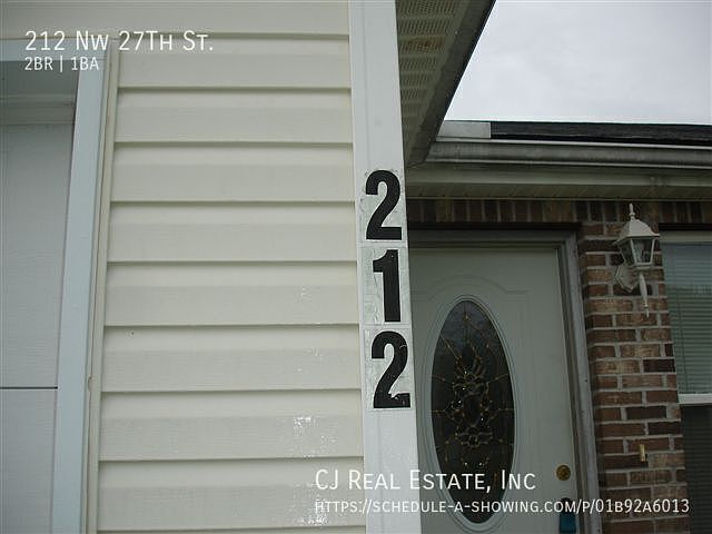 1st image of 212 NW 27th St