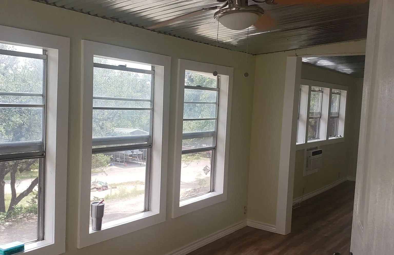 2533 Waterfront Park Dr — Photo 4