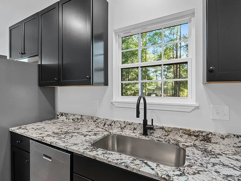 220 Payton Pl — Photo 13