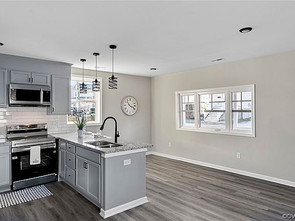 5th image of 79 W Pilkington St