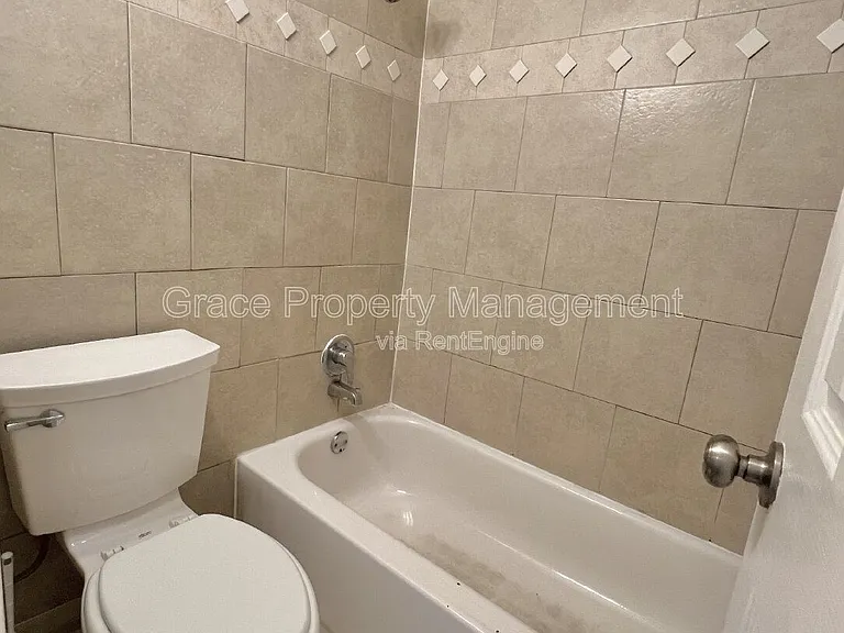 1180 Yosemite St #301 — Photo 15