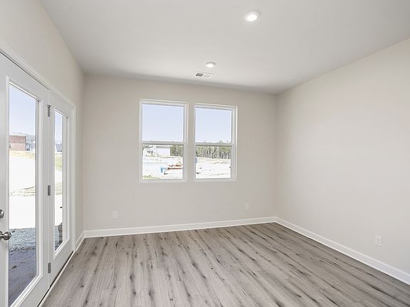 5th image of 254 Glade Dr Lot 25