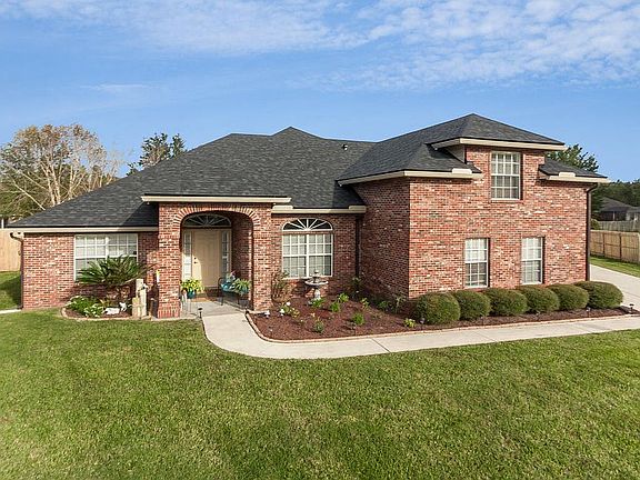 2nd image of 1411 Falkirk Ct