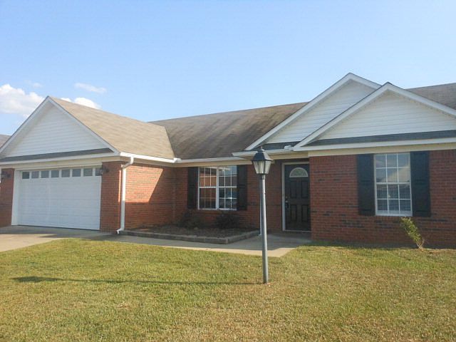 1st image of 206 Eagles Nest Ln