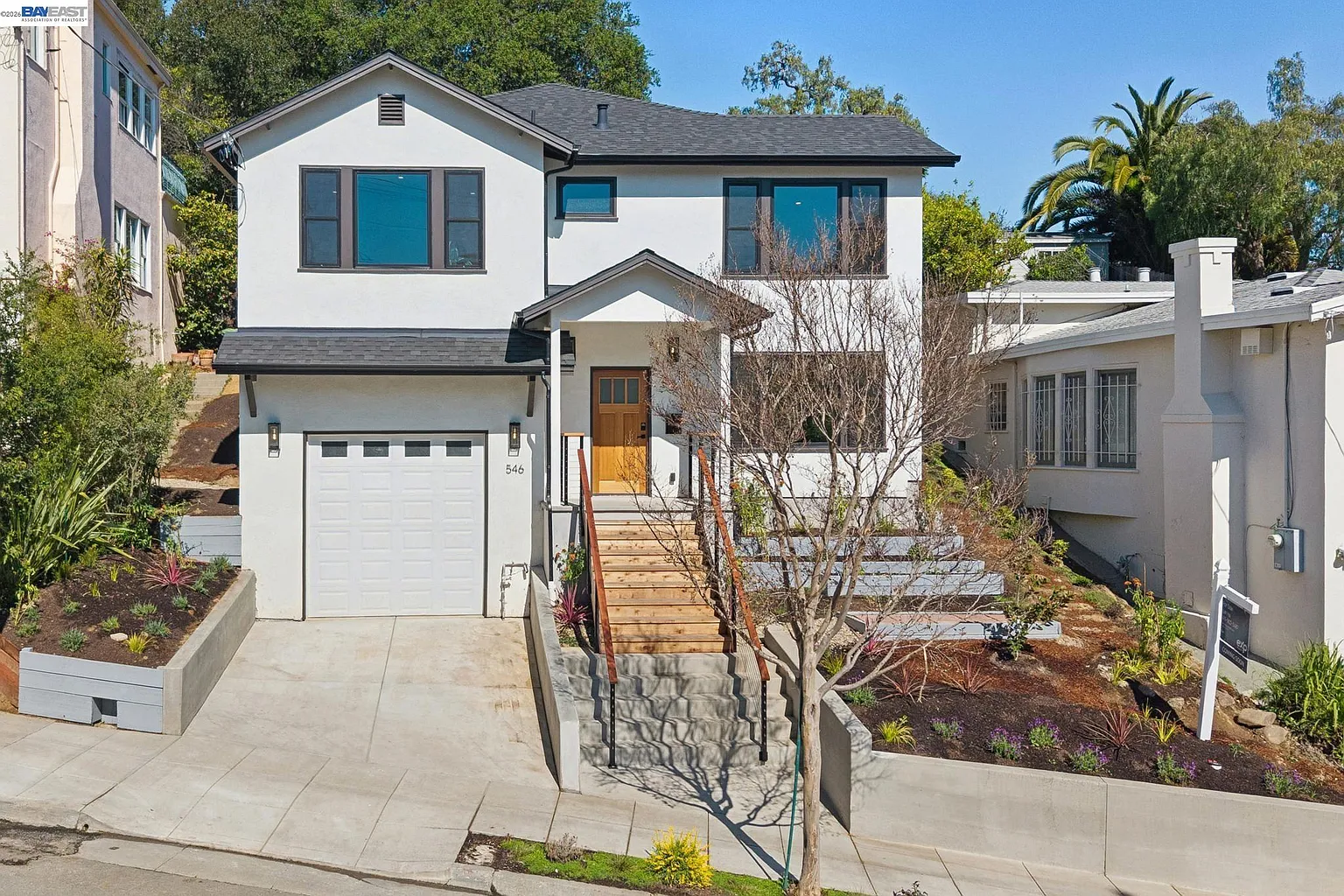 546 Weldon Ave photo 1