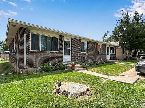 2nd image of 208 21st Ave