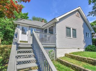 149 Brown St, Sea Cliff, NY 11579