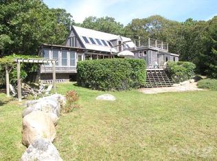 13 Little Oak Ln, Chilmark, MA 02535