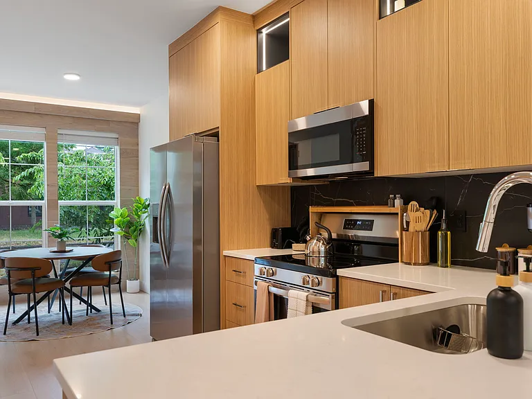 3013 NE Ainsworth St — Photo 30