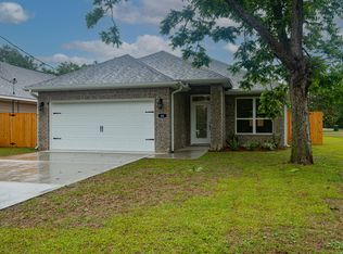 4A 8th St, Shalimar, FL 32579