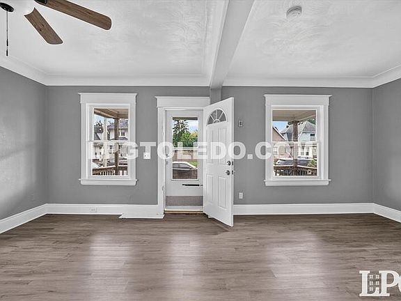 5th image of 31 Nevada St