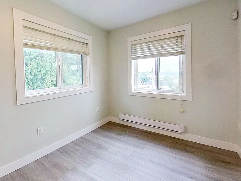 966 Stewart Ave — Photo 5
