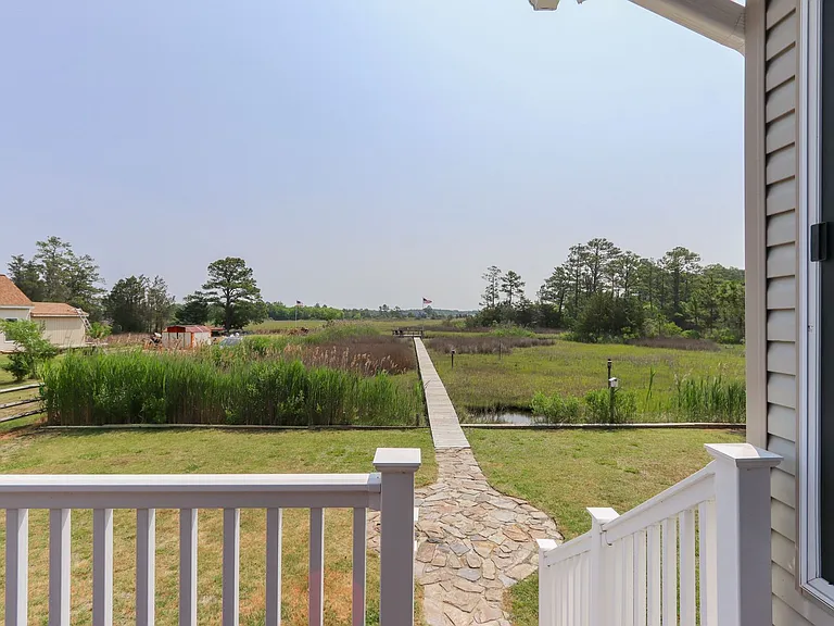 20B Freeman Dr — Photo 39