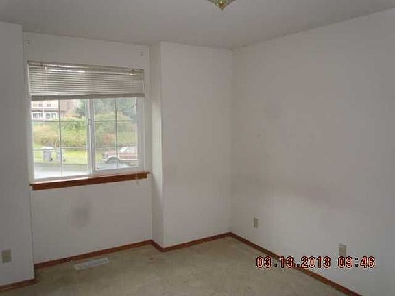5th image of 2220 V St NW