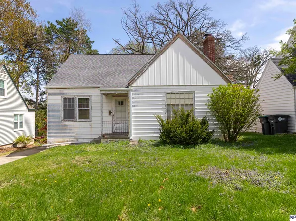 505 S 51st St, Omaha, NE 68106