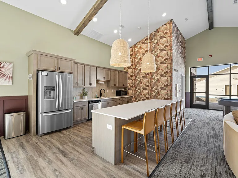 10Bedrock Apartments — Photo 9