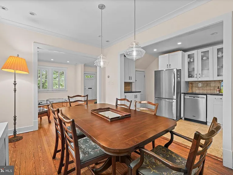 3301 Dent Pl NW — Photo 15