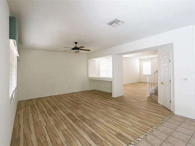 16801 Sunrise Vista Dr — Photo 5