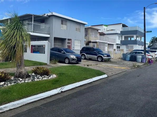 G4 7th St, Carolina, PR 00983